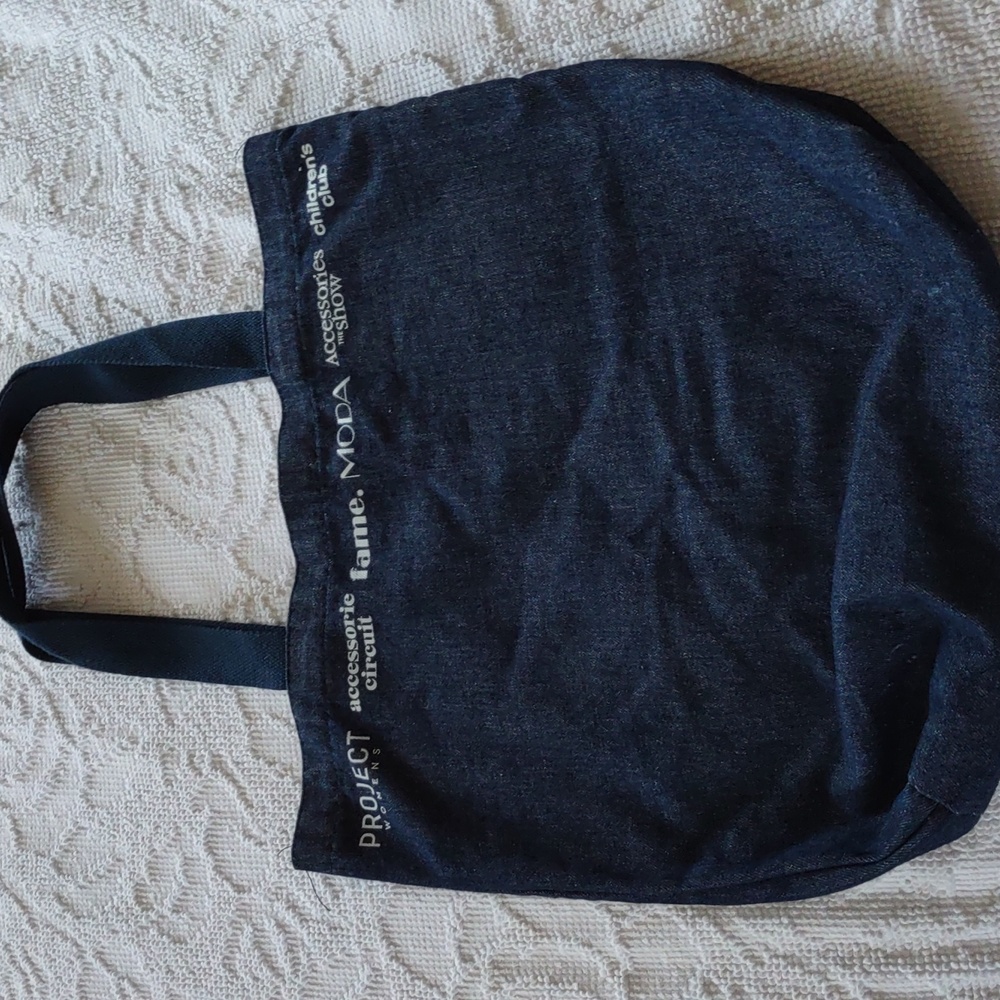 Moda Totes (2) - Picture 2 of 8